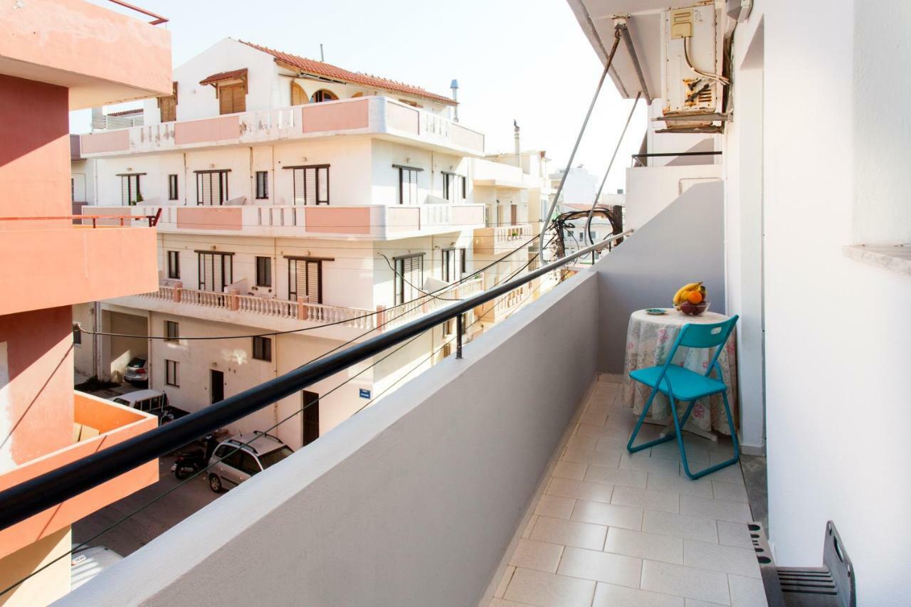 3Rd Floor Apartment Next To The Beachfront Ираклио Екстериор снимка