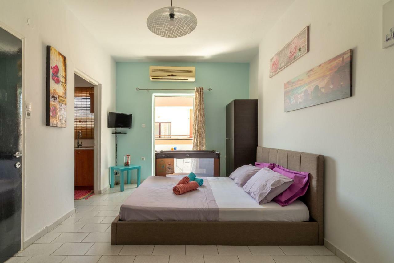 3Rd Floor Apartment Next To The Beachfront Ираклио Екстериор снимка